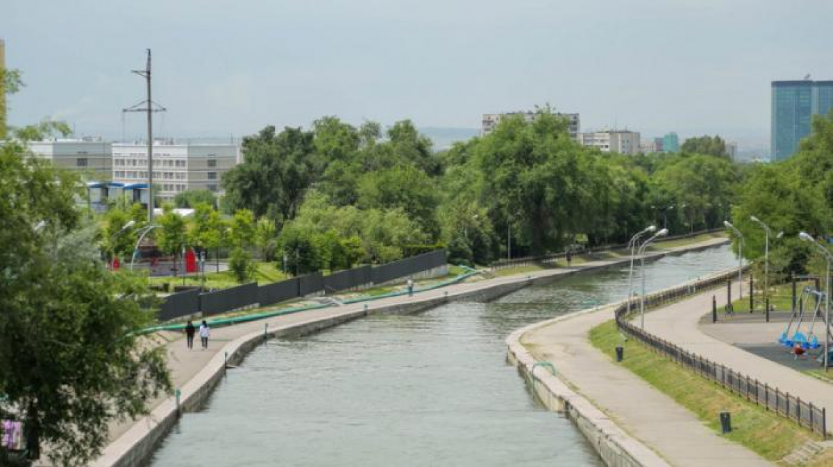 Алматыда Есентай өзені арқылы өтетін көпір жаңартылады