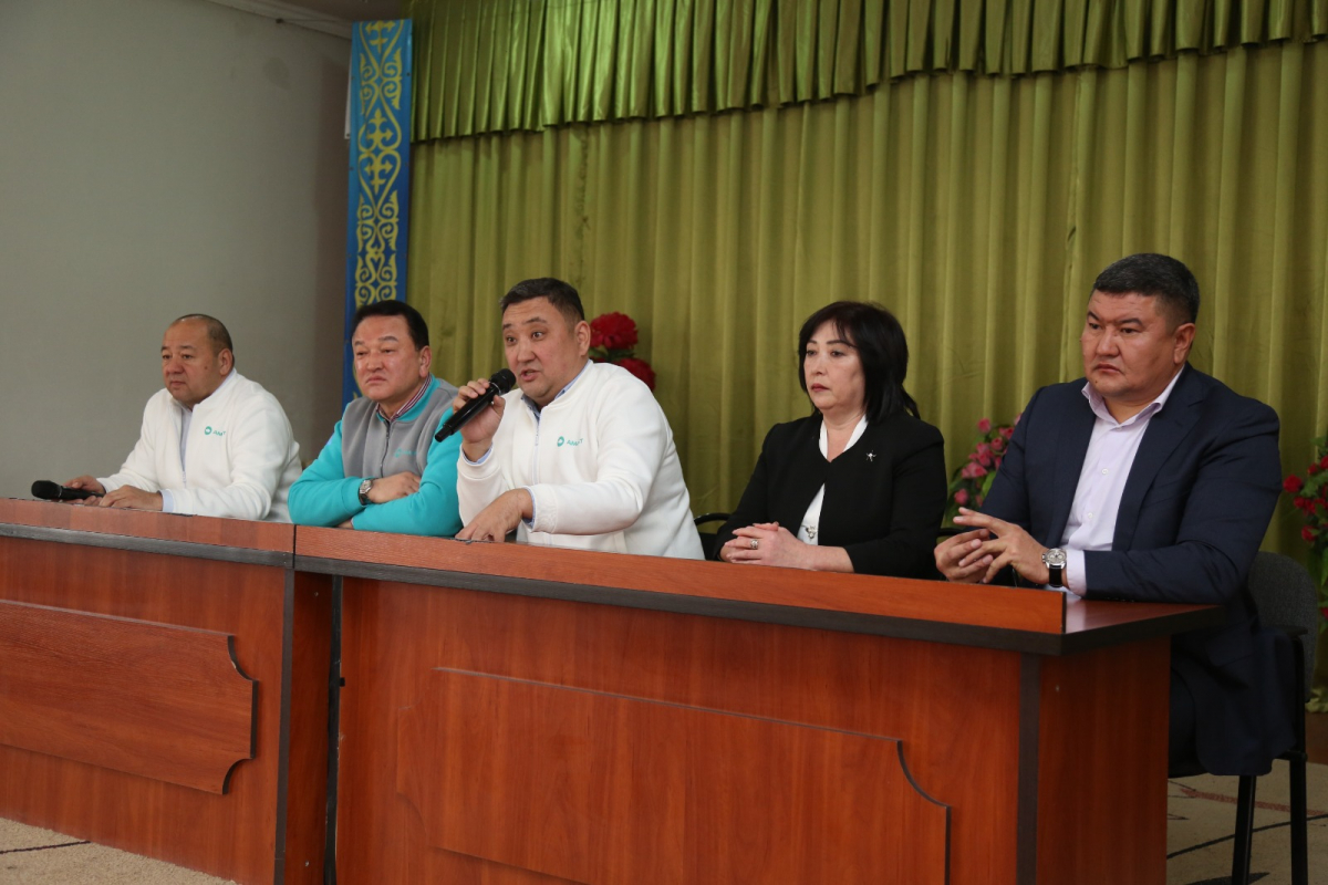 «AMANAT»: Қазығұрт тұрғындарына үгіт-насихат жұмыстары жүргізілді