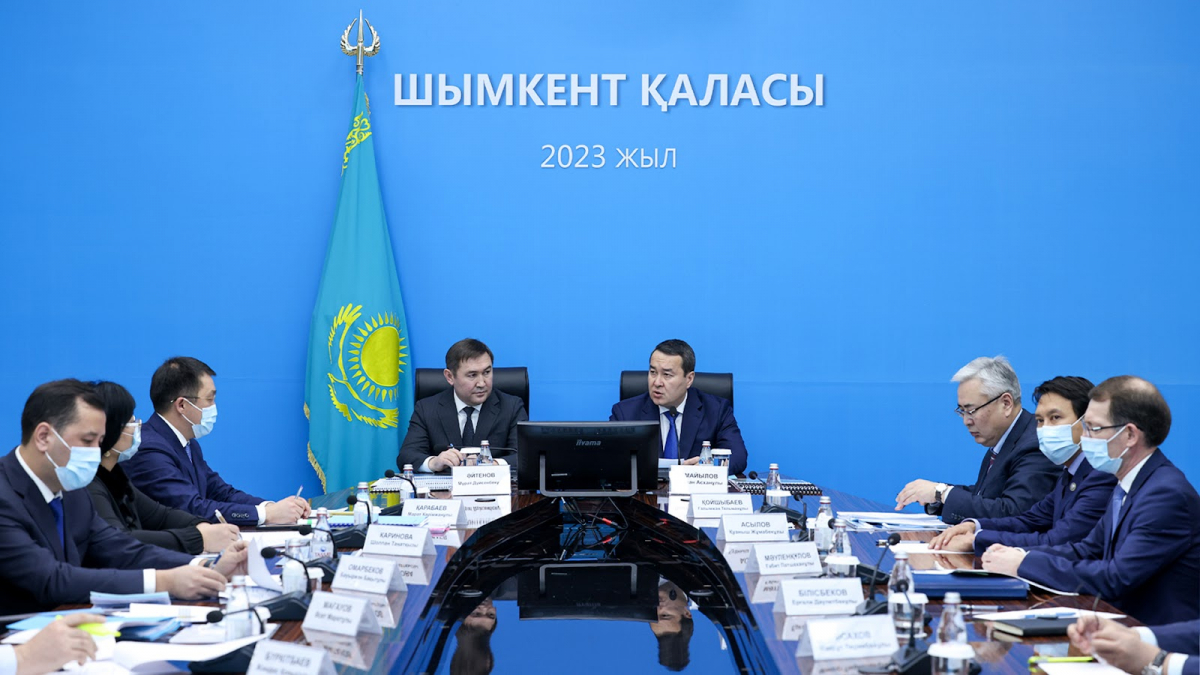 Әлихан Смайылов Шымкентті жылумен жабдықтаудағы кемшіліктерді атады