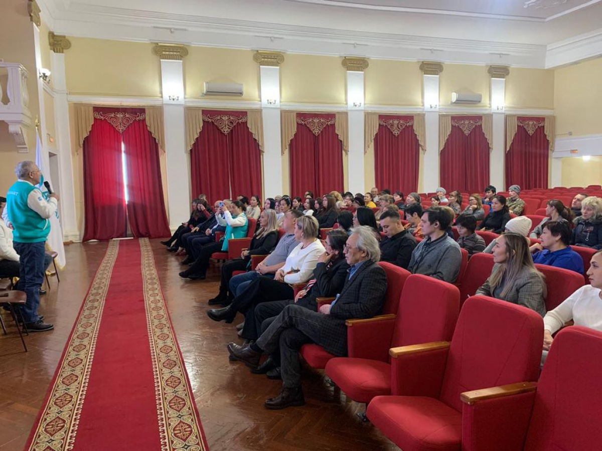 AMANAT: Курчатов ғылыми қалашық болуы керек