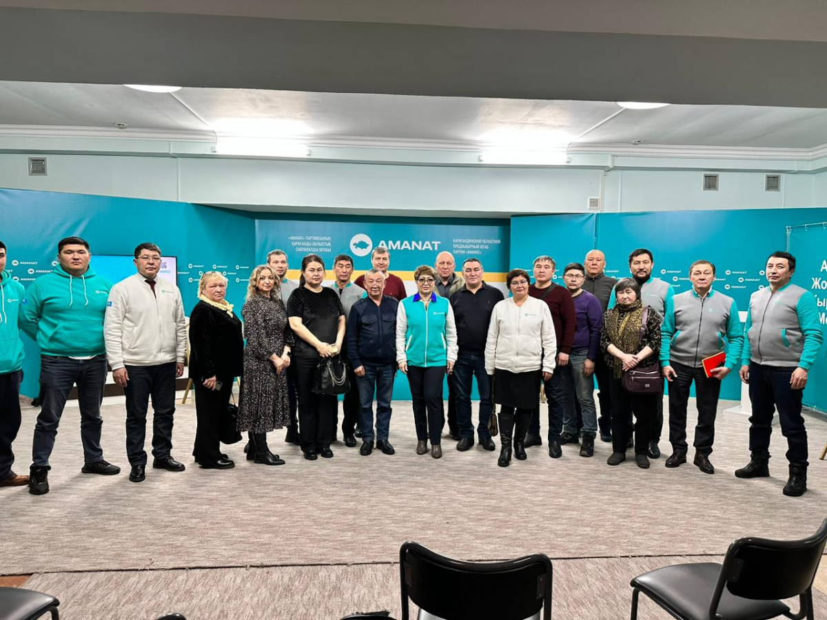 AMANAT кандидаттары көппәтерлі тұрғын үйлерде басқаруды дамыту мәселелерін талқылады