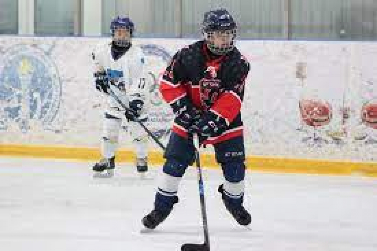 Хоккейден жасөспірімдер арасында ел чемпионаты өтті