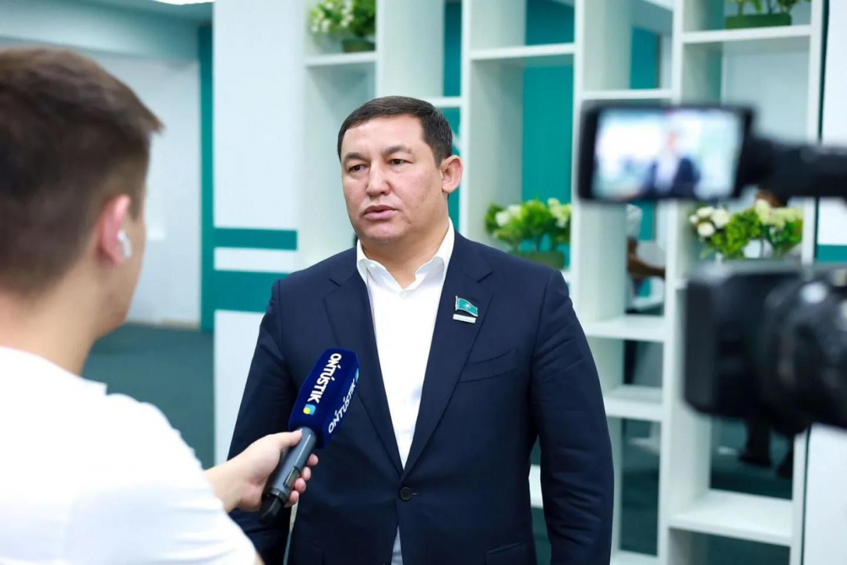 ЖОЛДАУ – ХАЛЫҚТЫҢ ТҰРМЫС-ТІРШІЛІГІН ЖАҚСАРТУҒА БАҒЫТТАЛАДЫ!