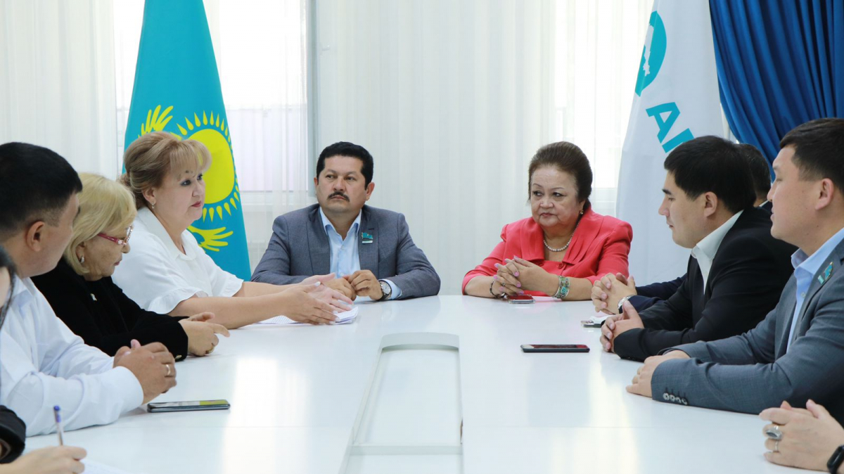 Жолдауының басым-бағыттарын насихатталып, жүктелген негізгі міндеттер талқыланды.