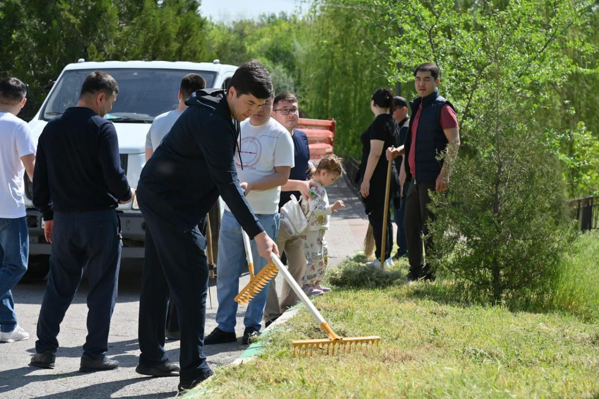 ШЫМКЕНТ: ПРОКУРОРЛАР ДЕНДРОБАҚҚА ДЕМАЛУҒА ЕМЕС, ТАЗАЛАУҒА КЕЛДІ