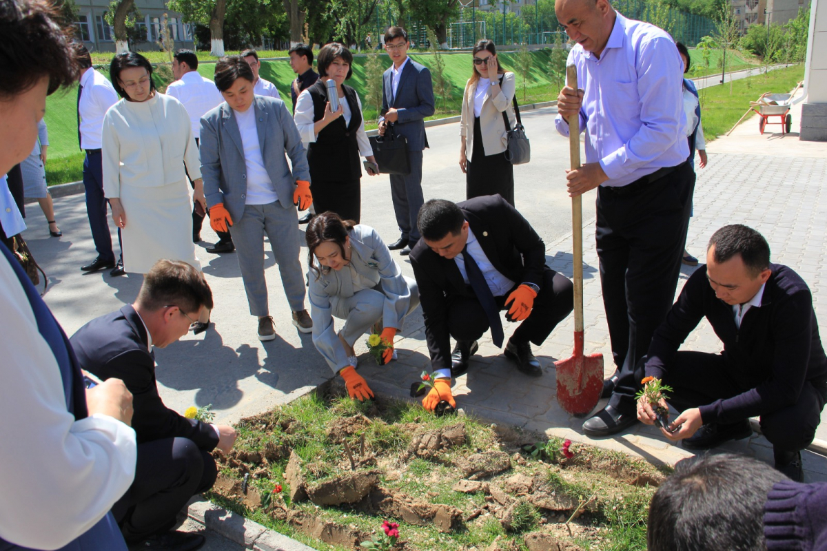 ӨНЕГЕЛІ ҰРПАҚ – ӨНЕГЕЛІ ІС