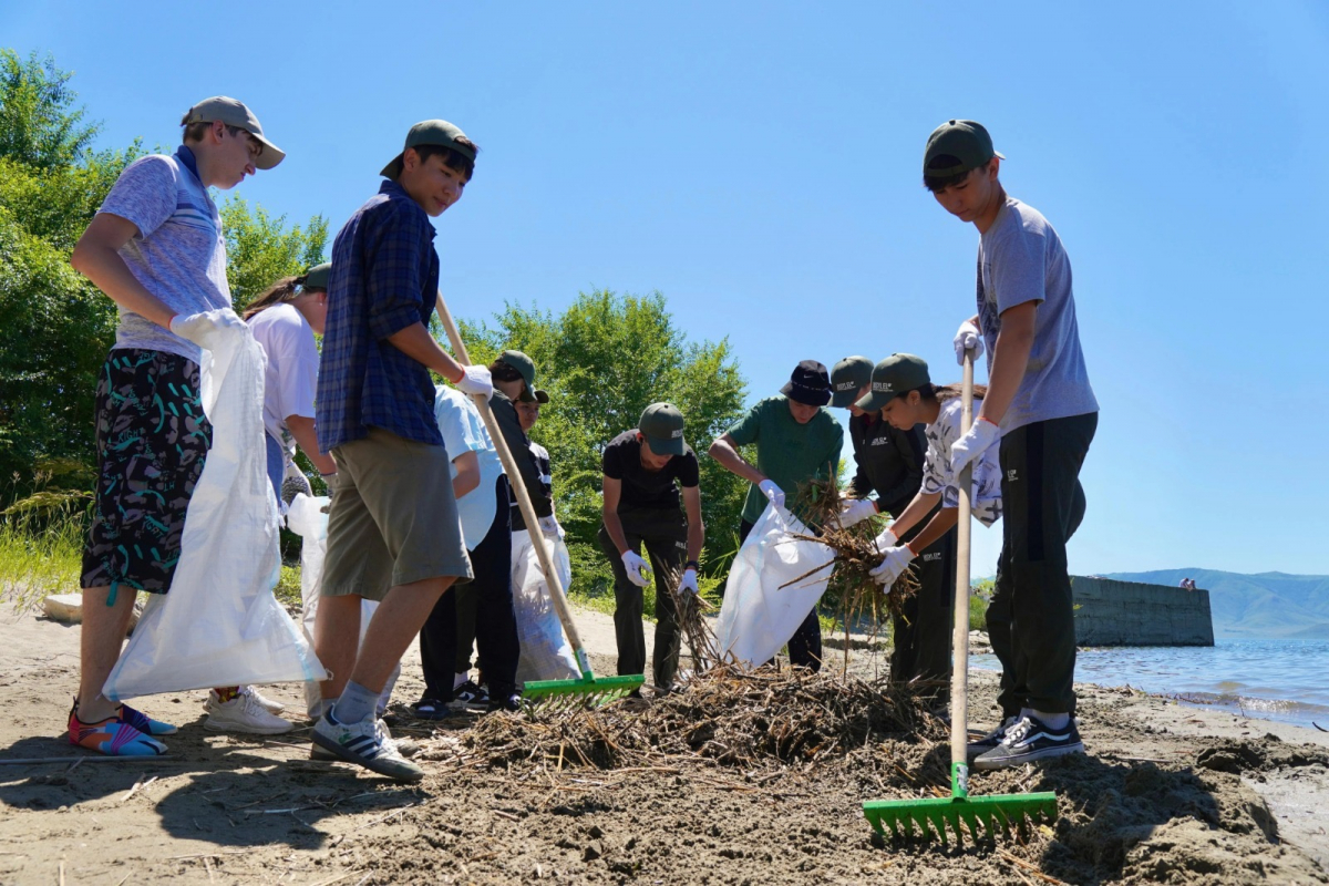 В рамках акции «Таза Қазақстан» в районе Алтай ВКО прошла уборка в сельском округе