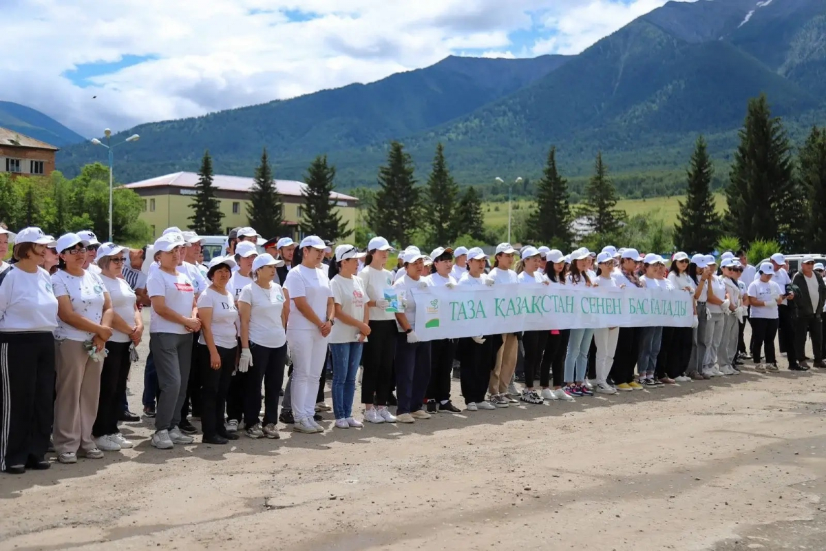 ШҚО: Туристік аудан тазалық акциясын жалғастырды