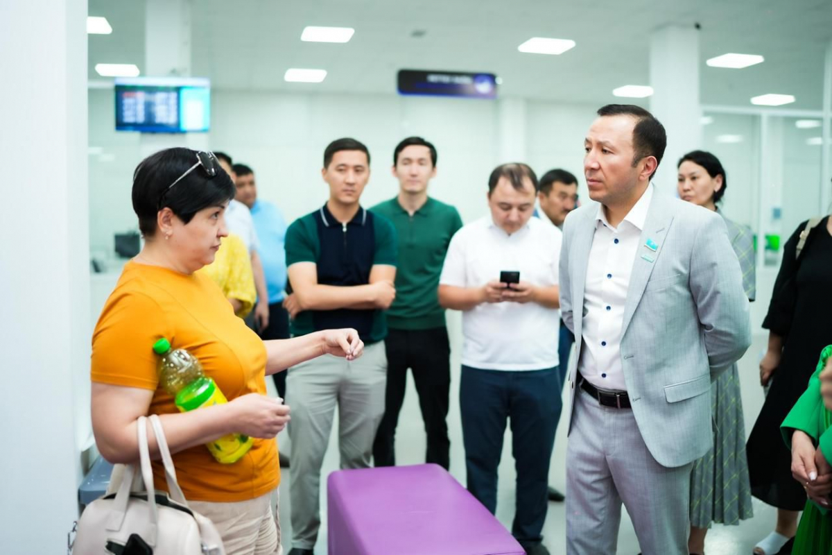 МАМАНДАНДЫРЫЛҒАН ХАЛЫҚҚА ҚЫЗМЕТ КӨРСЕТУ ОРТАЛЫҒЫНЫҢ ЖҰМЫСЫМЕН ТАНЫСТЫ