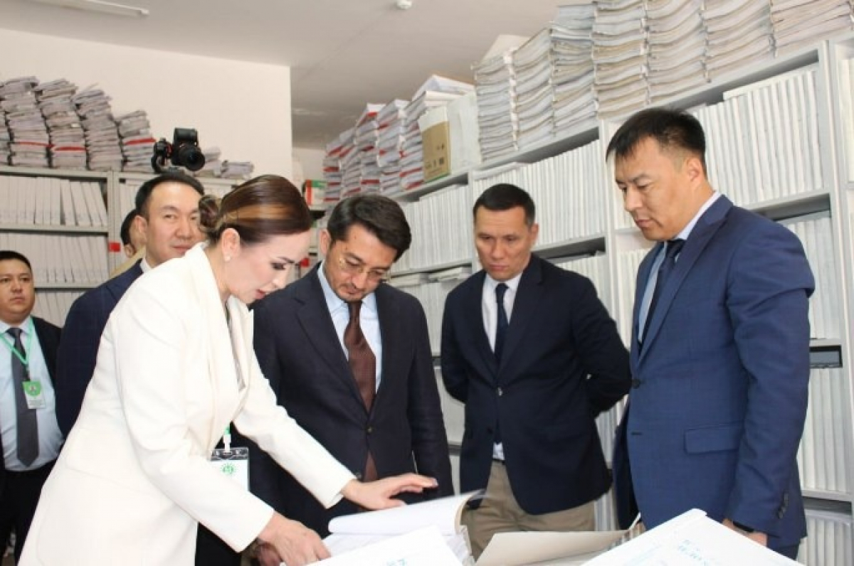 МИНИСТР ХҚКО ЖҰМЫСЫМЕН ЕТЕНЕ ТАНЫСТЫ