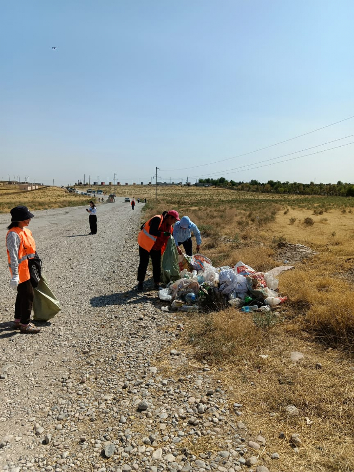 Во Всемирный день чистоты молодежь проявила активность