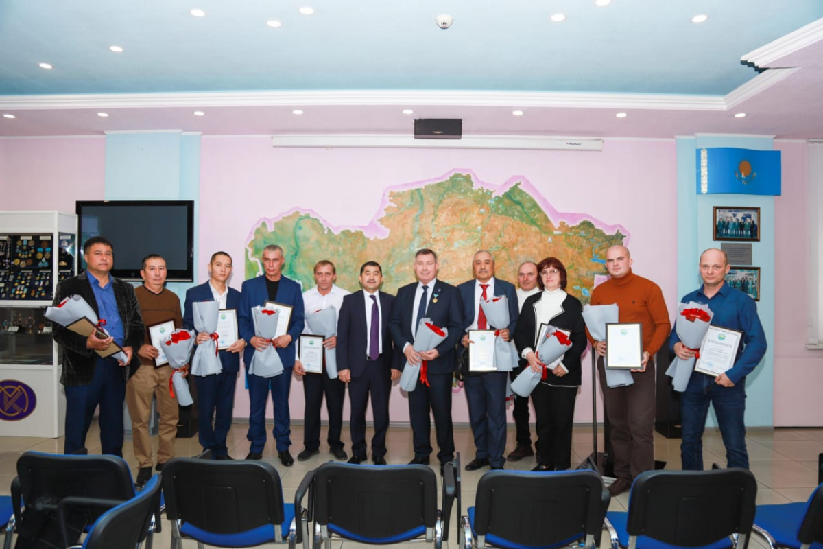Облыс басшылығы атом саласы қызметкерлерін құттықтады