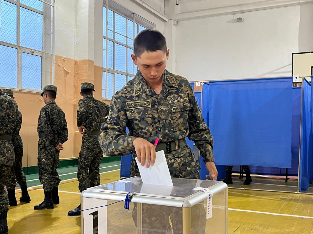 Референдум по АЭС: на 2 участках голосование началось в 6 утра