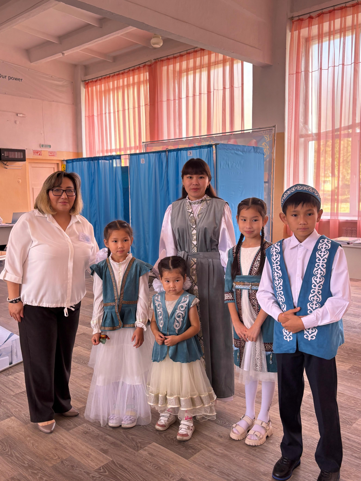 Победители городского конкурса «Мерейлі отбасы» – семья Бауыржана Дуйсенбиевича сделала свой выбор на референдуме