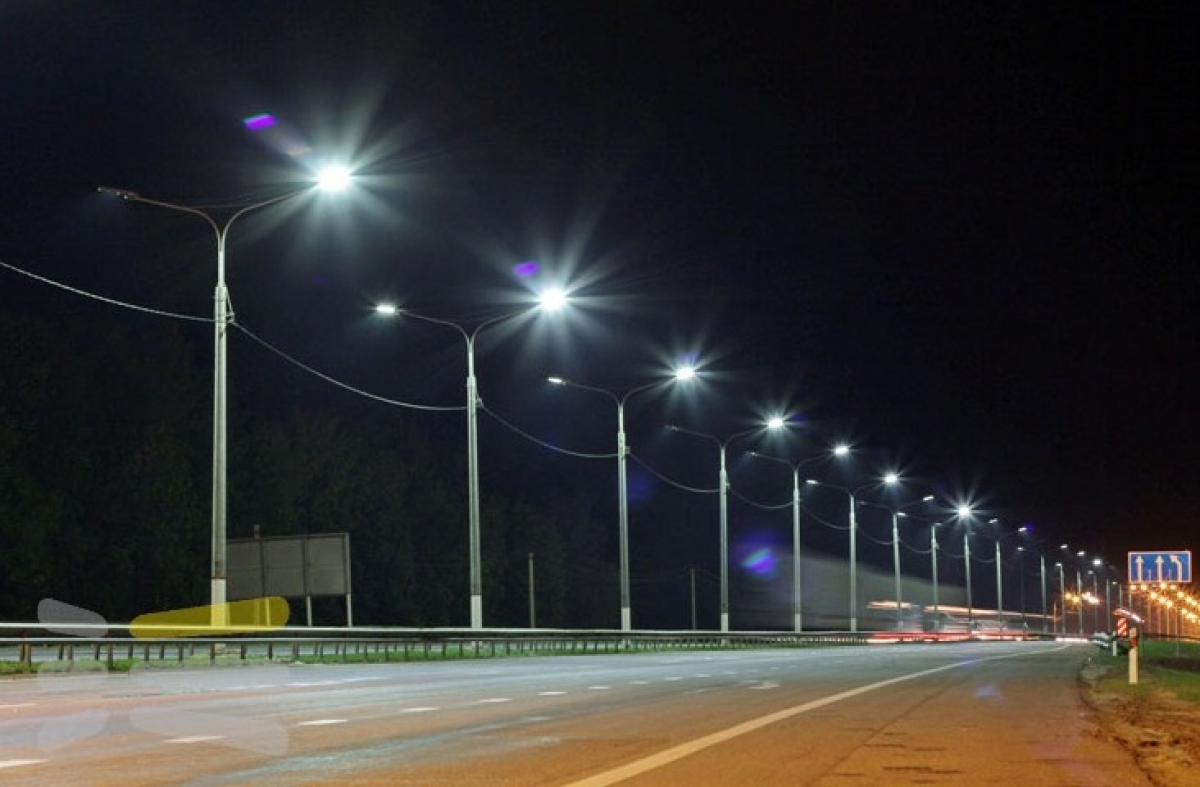 РАБОТЫ ПО ОСВЕЩЕНИЮ ПРОДОЛЖАЮТСЯ