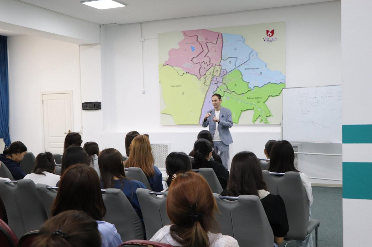 ЗАВЕРШИЛСЯ КУРС ДЛЯ ПРЕКРАСНОЙ ПОЛОВИНЫ ЧЕЛОВЕЧЕСТВА