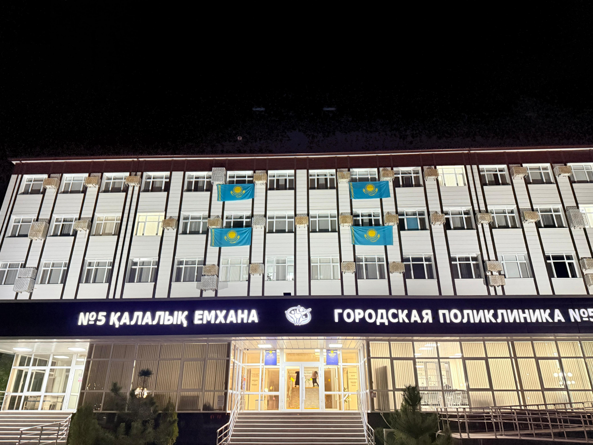 «ЖАСТАР РУХЫ» БЕЛСЕНДІЛЕРІ ҚАЗАҚСТАН БОЙЫНША 10 МЫҢ ТУ ІЛЕДІ