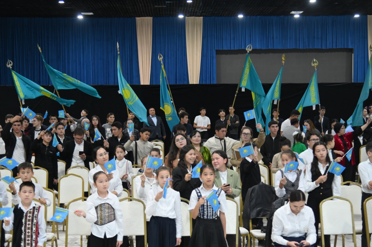 ШЫМКЕНТТЕ «КӨК ТУДЫҢ ЖЕЛБІРЕГЕНІ» АТТЫ ПАТРИОТТАР ФОРУМЫ ӨТТІ