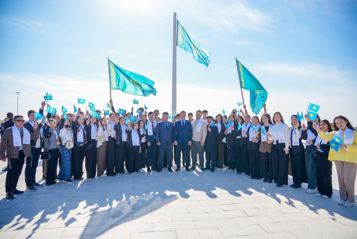 Республика күні Шымкент - мақтаныш пен бірліктің жаңа символына ие болды