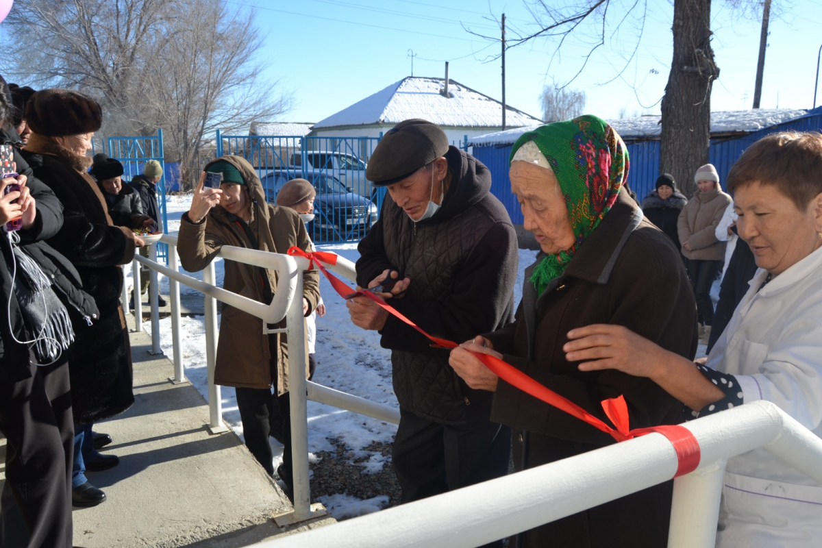 В селе Бастаушы района Самар открыта обновленная врачебная амбулатория