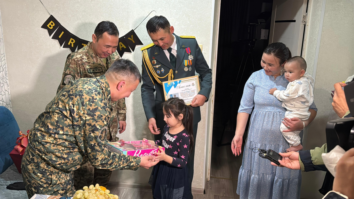 Өскеменде бейбіт күннің батырлары жүздесті