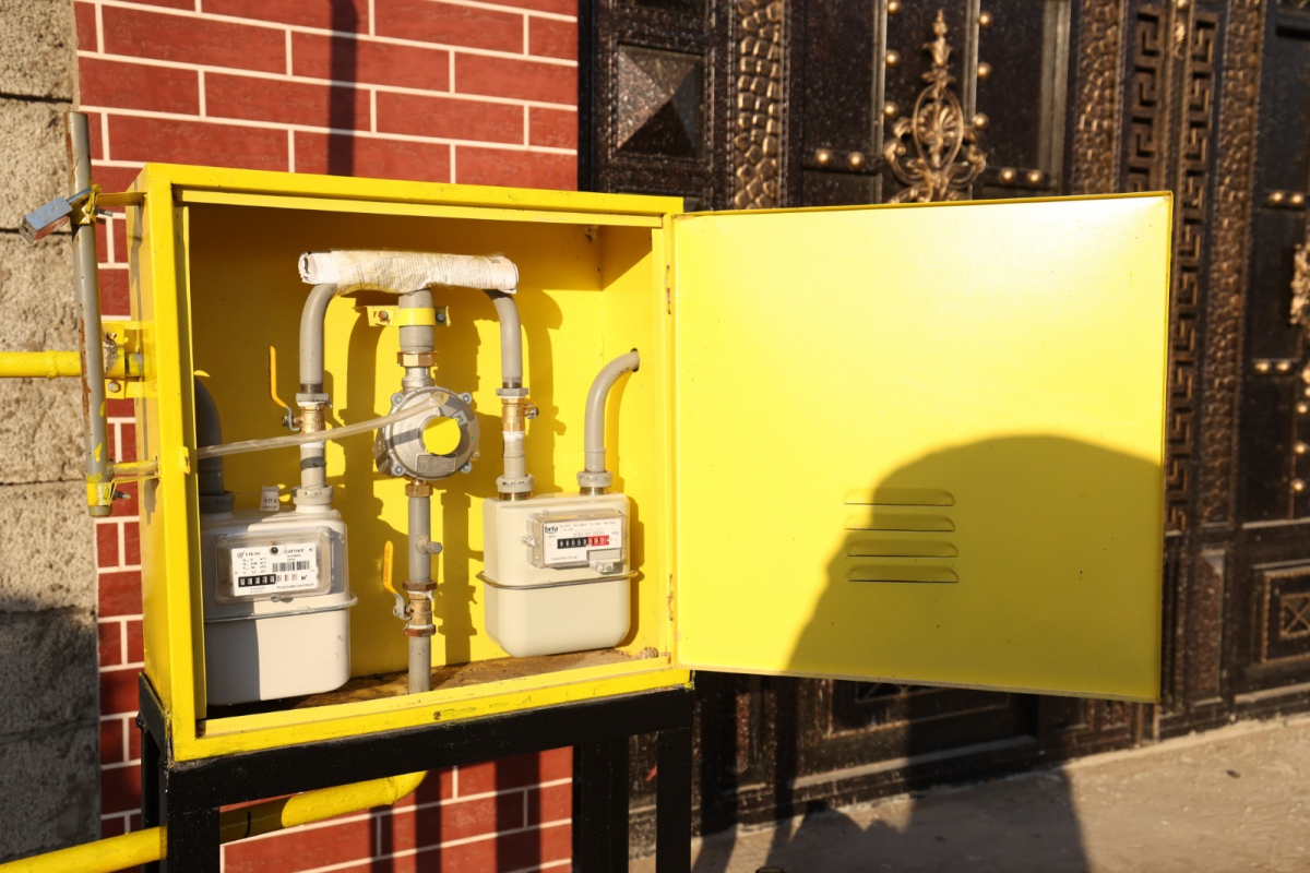 ШЫМКЕНТТЕ ҮШ ТҰРҒЫН АЛАБЫ МЕН КӘСІПОРЫНДАР ГАЗҒА ҚОСЫЛДЫ