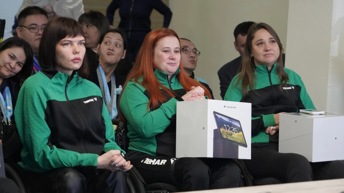 Өскеменде ерекше спортшылар марапатталды