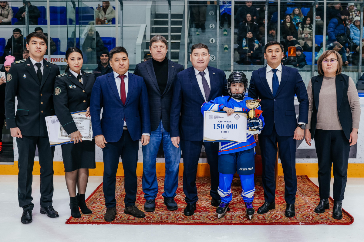 ШЫҒЫС ҚАЗАҚСТАНДА ШАЙБАЛЫ ХОККЕЙДЕН ЖАСӨСПІРІМДЕР АРАСЫНДА ТУРНИР ӨТТІ