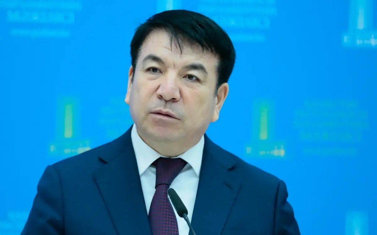 МИНИСТР: БИОЛОГИЯ, ИНФОРМАТИКА, АҒЫЛШЫН, ҚАЗАҚ ТІЛІ МҰҒАЛІМДЕРІ ӘЛСІЗ