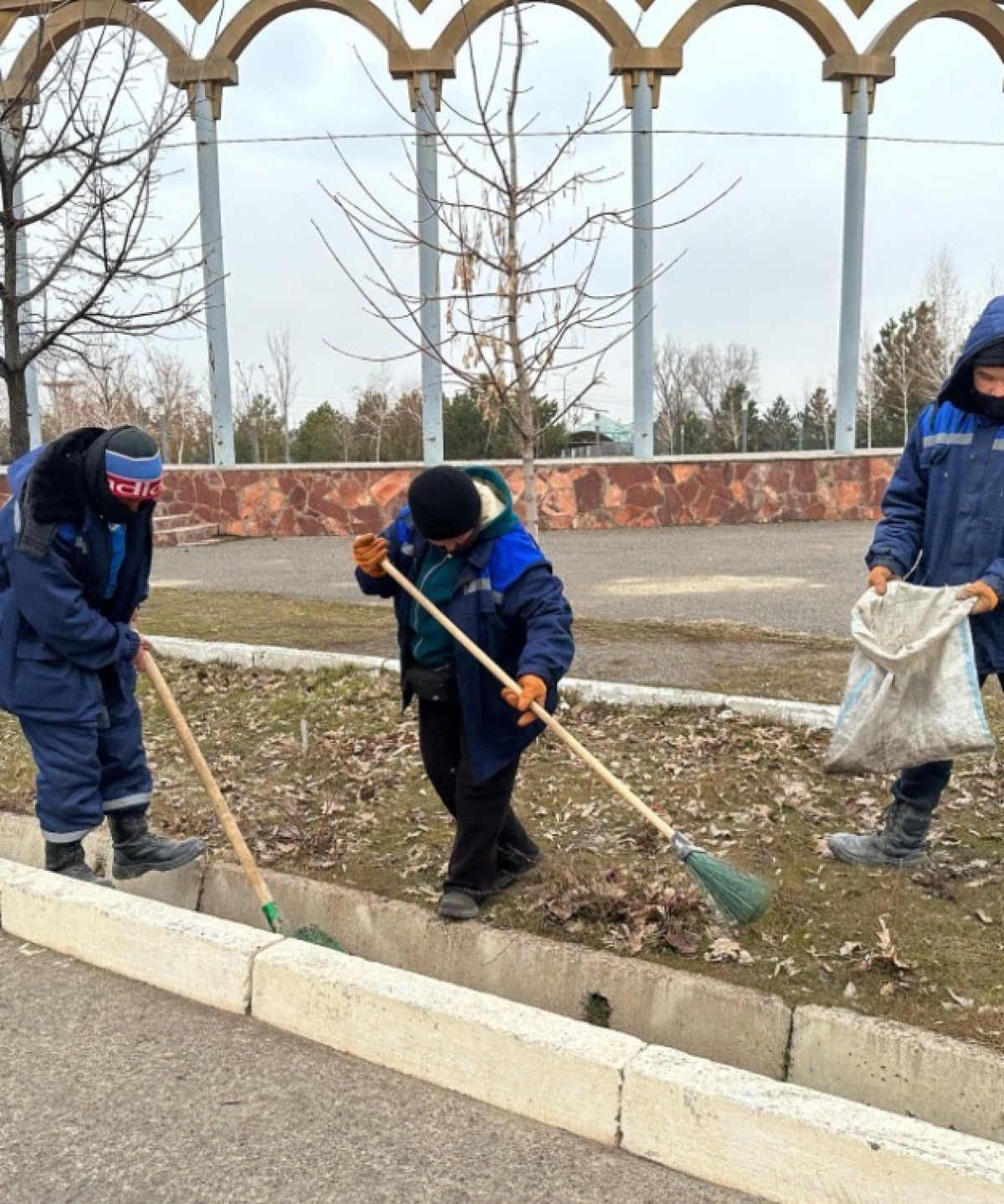 АБАЙ АУДАНЫ: АСАР ТҰРҒЫНДАРЫ ТАЗАЛЫҚ АКЦИЯСЫНА ҮЛЕС ҚОСТЫ