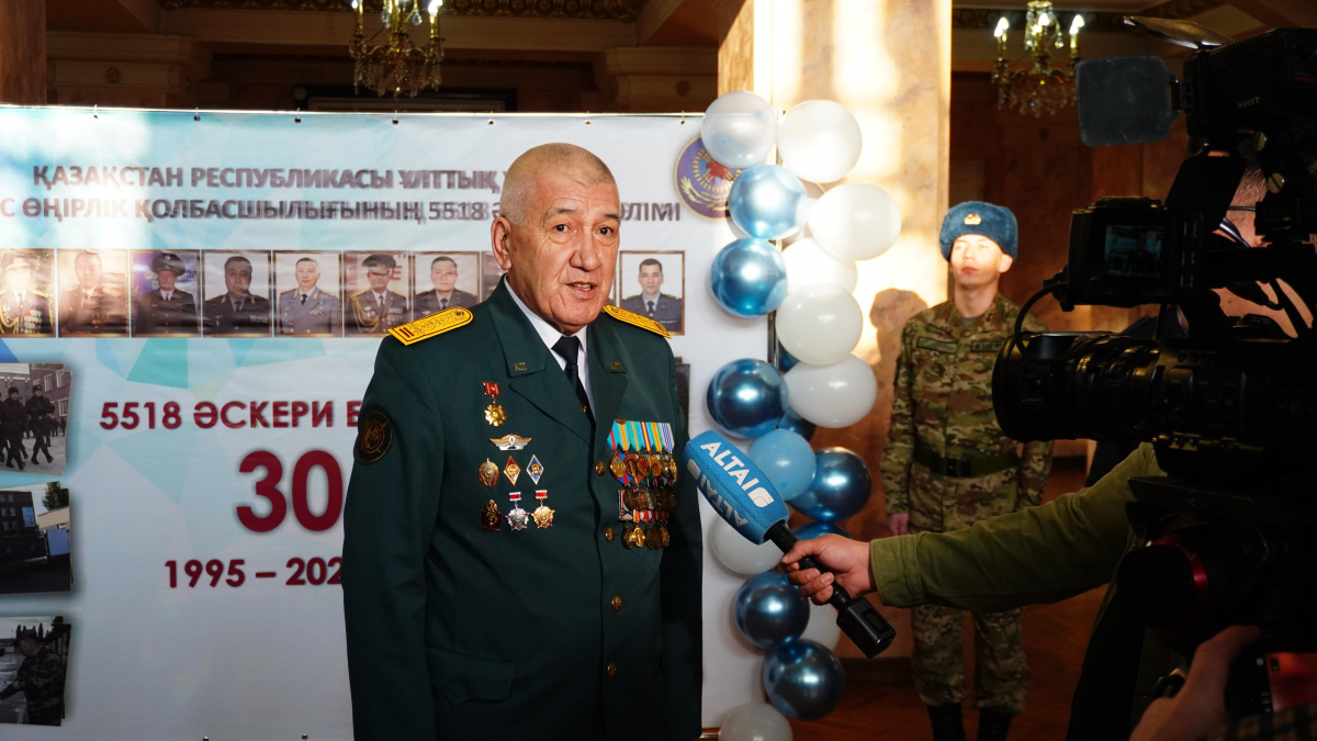 В УСТЬ-КАМЕНОГОРСКЕ  ГВАРДЕЙЦЫ ОТМЕТИЛИ 30-ЛЕТНИЙ  ЮБИЛЕЙ  ВОИНСКОЙ ЧАСТИ