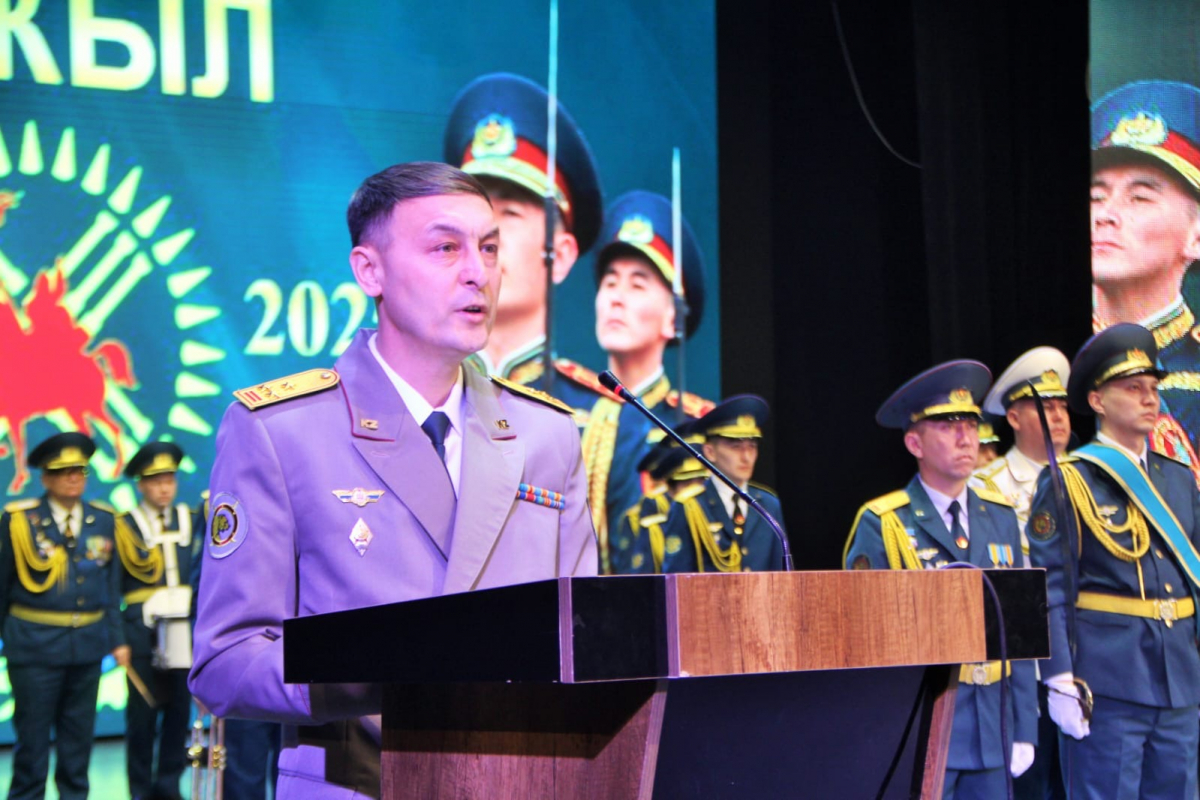 Охраняя важные государственные объекты