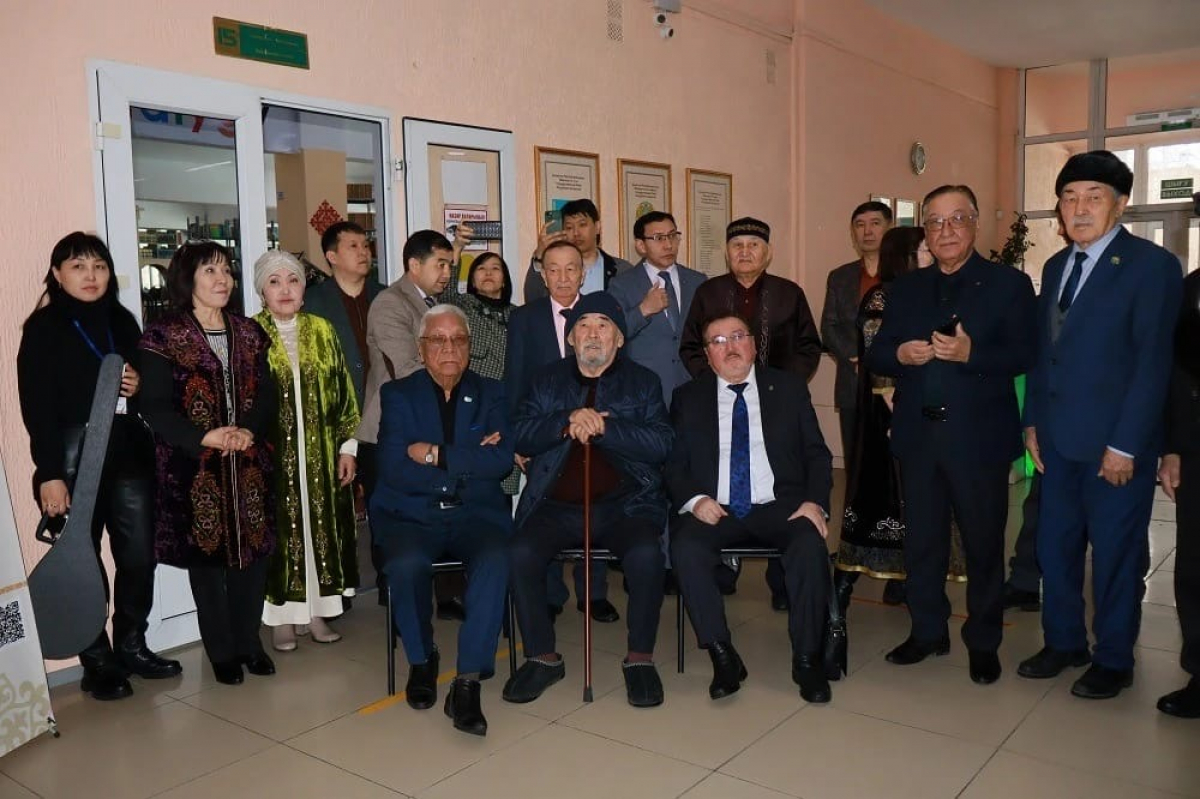 Шығыста Ақтангер ақынның мектебі ашылды