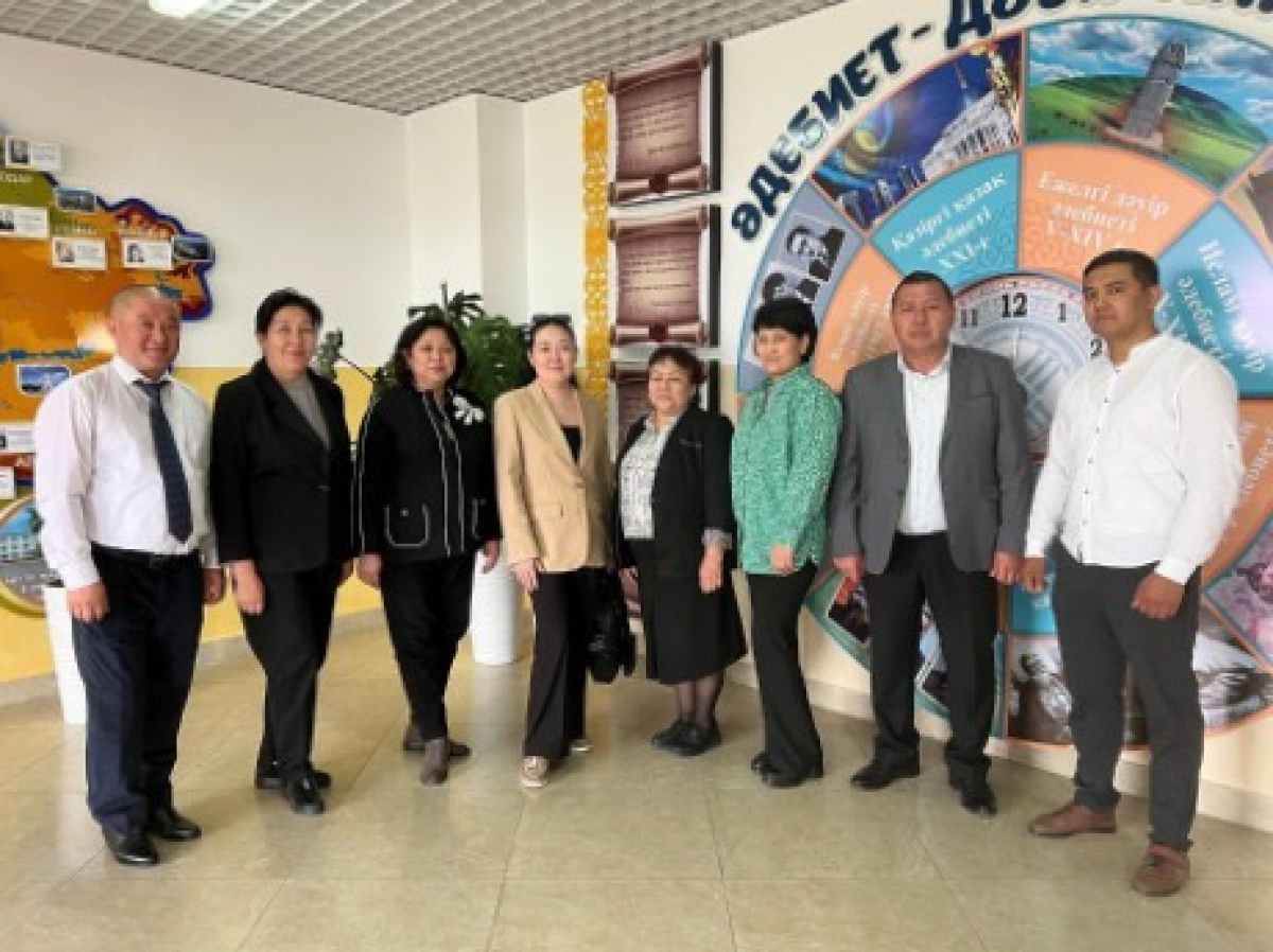 БІЛІМ БЕРУ ҰЙЫМДАРЫ ТЕСТ ТАПСЫРАДЫ