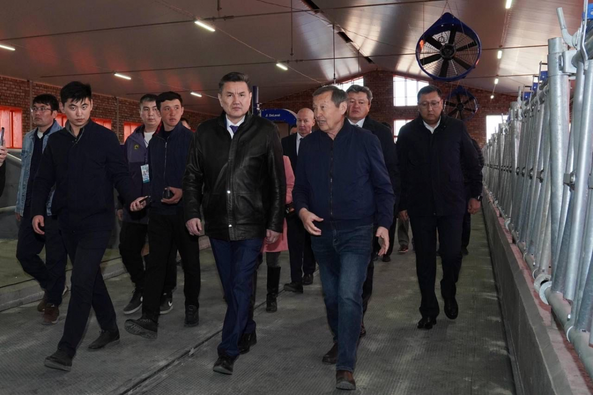 ШҚО ӘКІМІ ҰЛАН АУДАНЫНЫҢ ІРІ АГРО НЫСАНДАРЫН АРАЛАДЫ