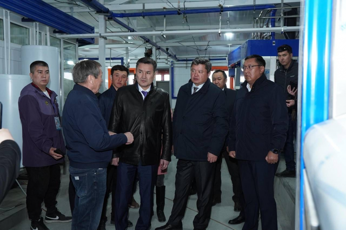 АКИМ ВКО ПОСЕТИЛ КРУПНЫЕ АГРООБЪЕКТЫ УЛАНСКОГО РАЙОНА