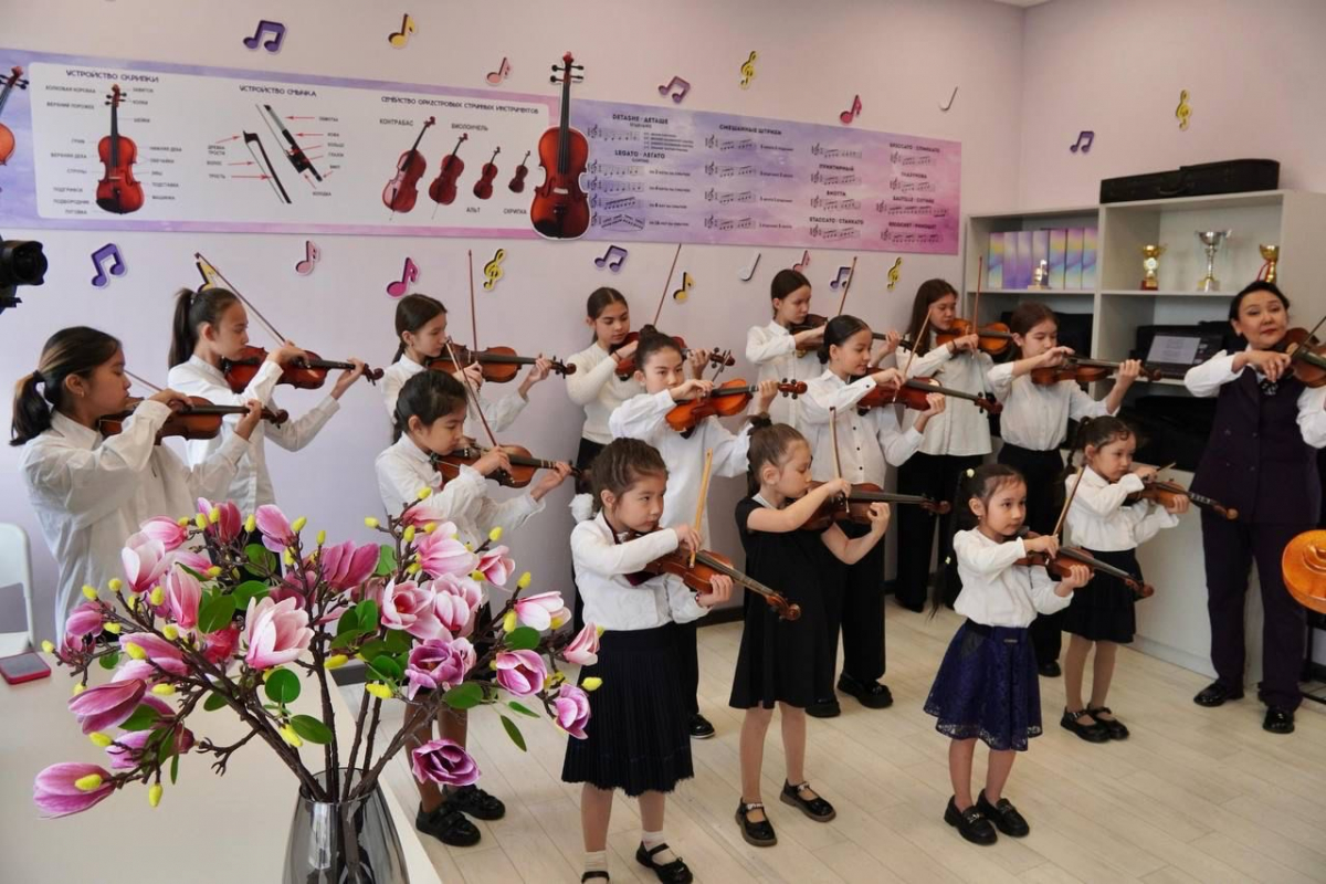 Новая музыкальная школа открылась в Уланском районе