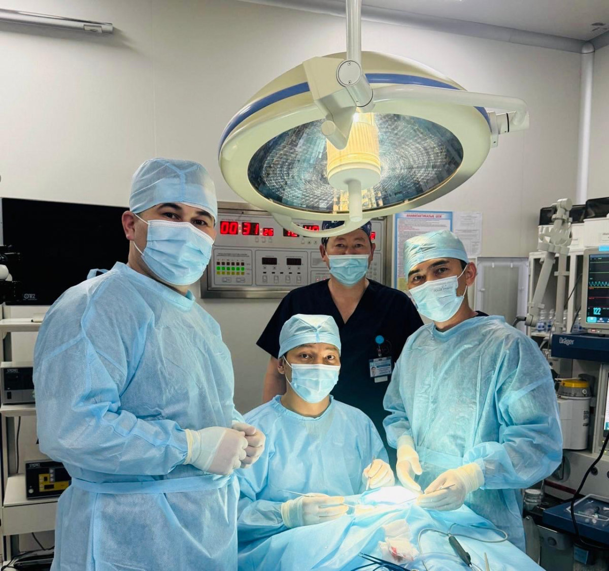 Шымкентте сәбиге сирек әрі күрделі нейрохирургиялық ота сәтті жасалды