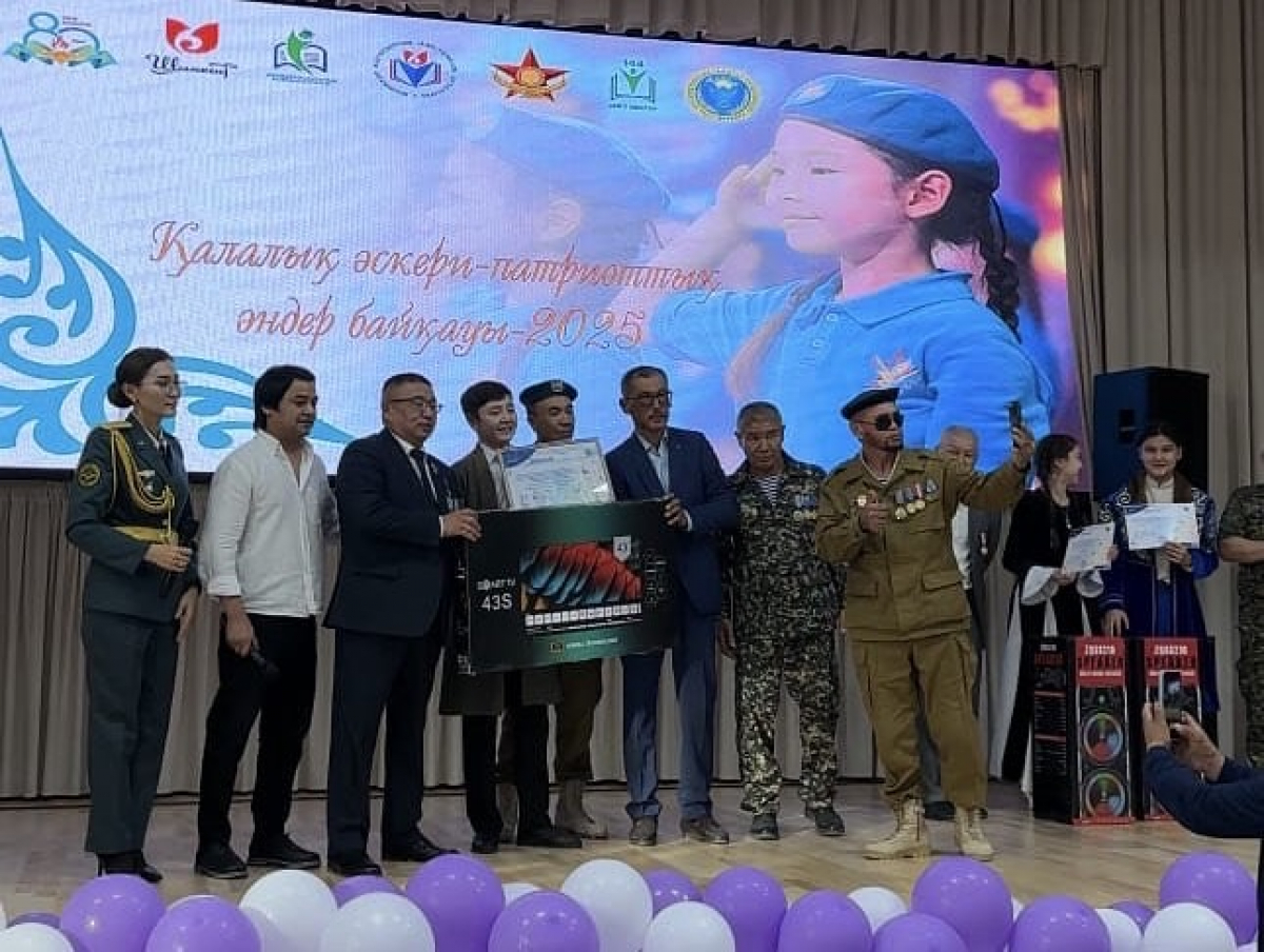 ШЫМКЕНТТЕ ҰЛЫ ЖЕҢІС МЕРЕКЕСІ ҚАРСАҢЫНДА ӘСКЕРИ-ПАТРИОТТЫҚ ӘНДЕР ФЕСТИВАЛІ ӨТТІ