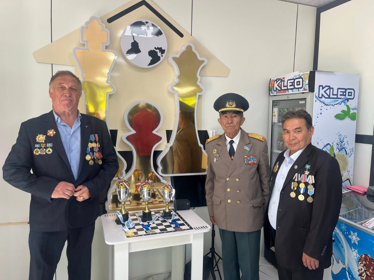 Шахмат — зияткерлік тартыс алаңы!