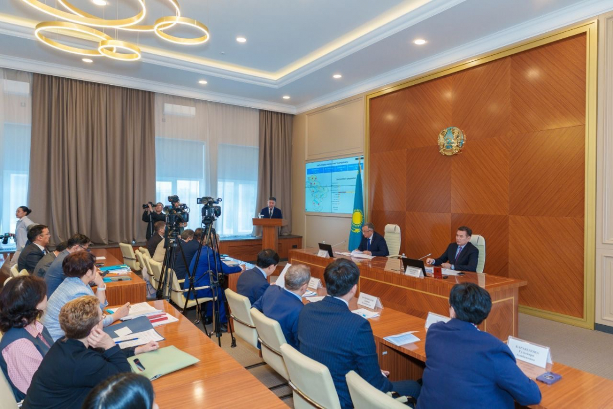 В ВКО состоялось заседание областной трехсторонней комиссии по социальному партнерству и регулированию трудовых и социальных отношений