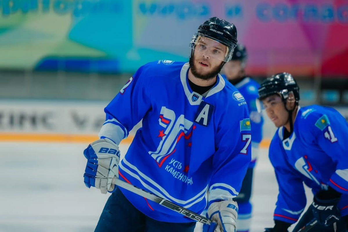 «Торпедо»  хоккей клубының  шабуылшысы  Ұлттық ұлан қатарында