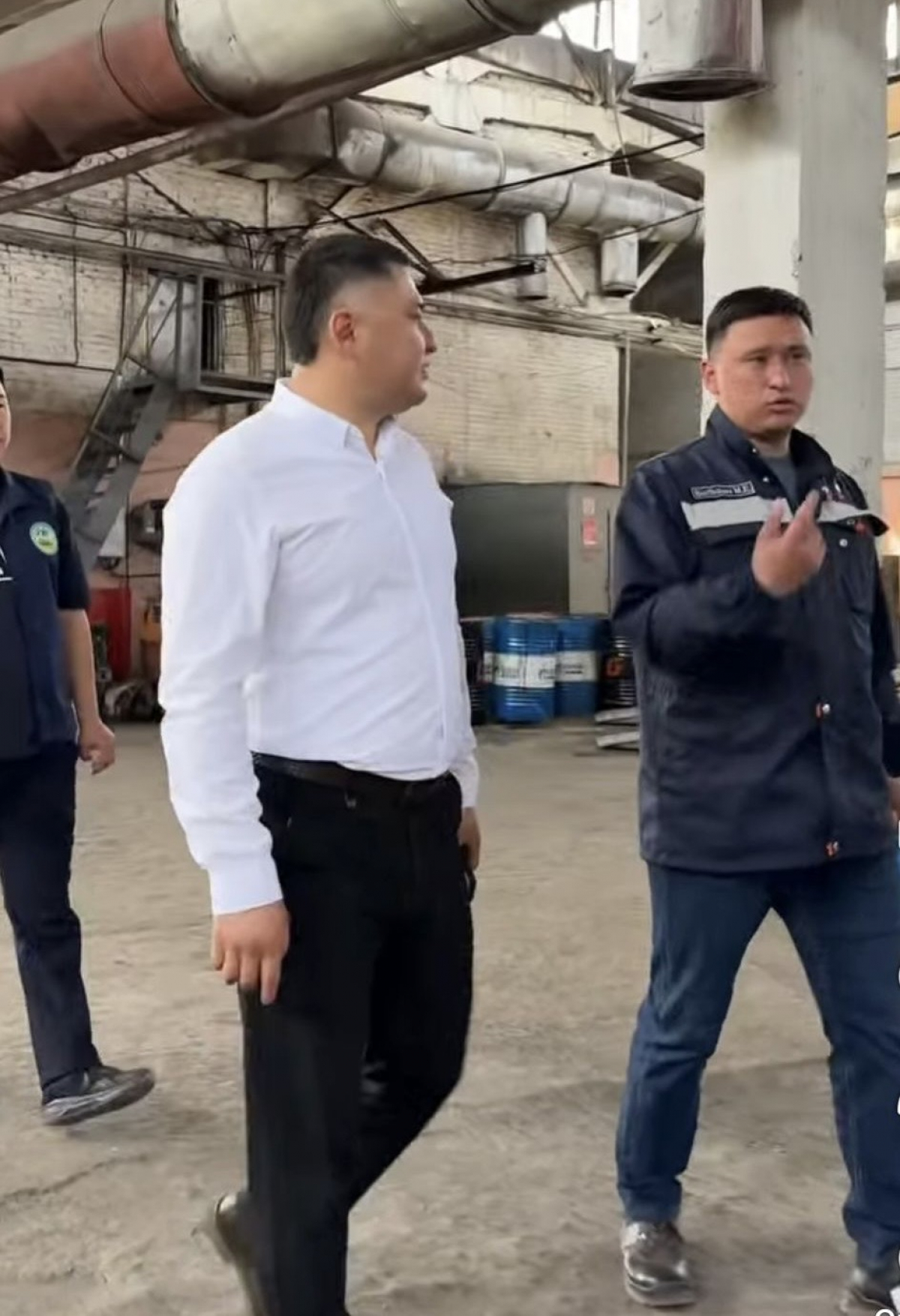 В городе акция «Еңбекке - құрмет!» стала доброй традицией, направленной на повышение уважения к людям труда