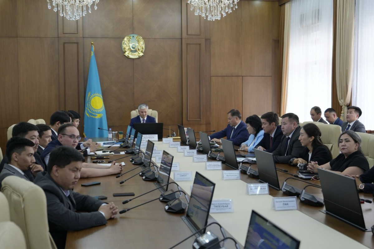 Ұлытау облысында  жастар саясатының өзекті мәселелері талқыланды