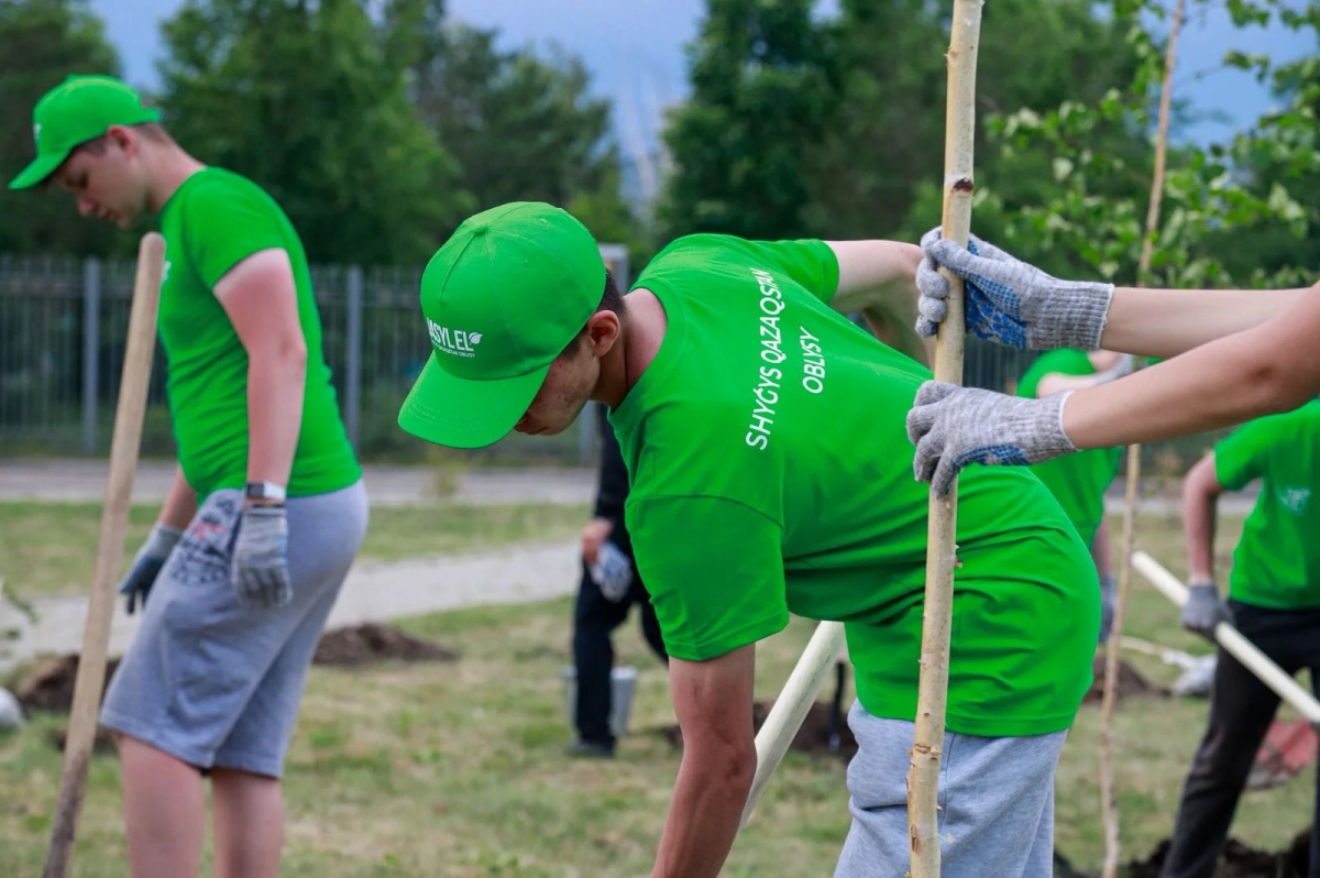 Молодежная инициатива: в ВКО состоялась эко-акция «Жастар күші – табиғат тынысы»