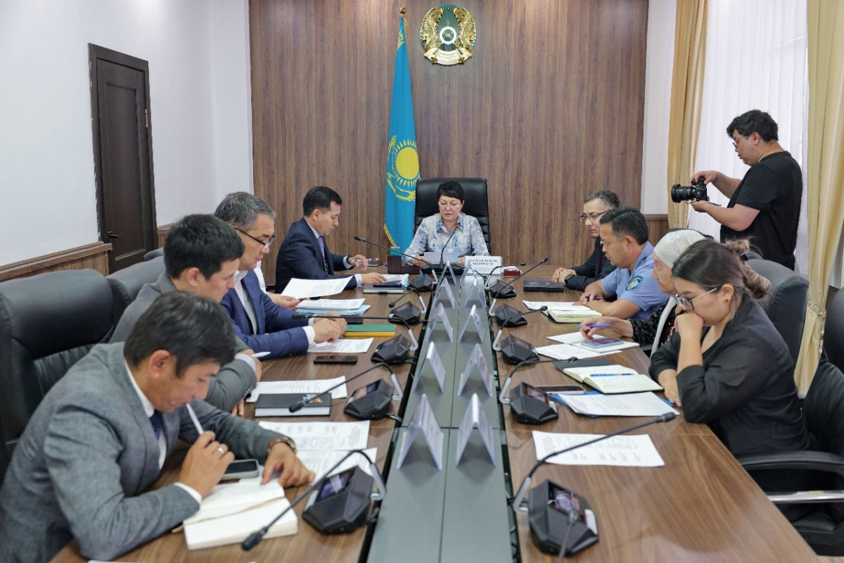 Ұлытау облысы әкімдігі жанындағы мемлекеттік рәміздер жөніндегі комиссия отырысы өтті