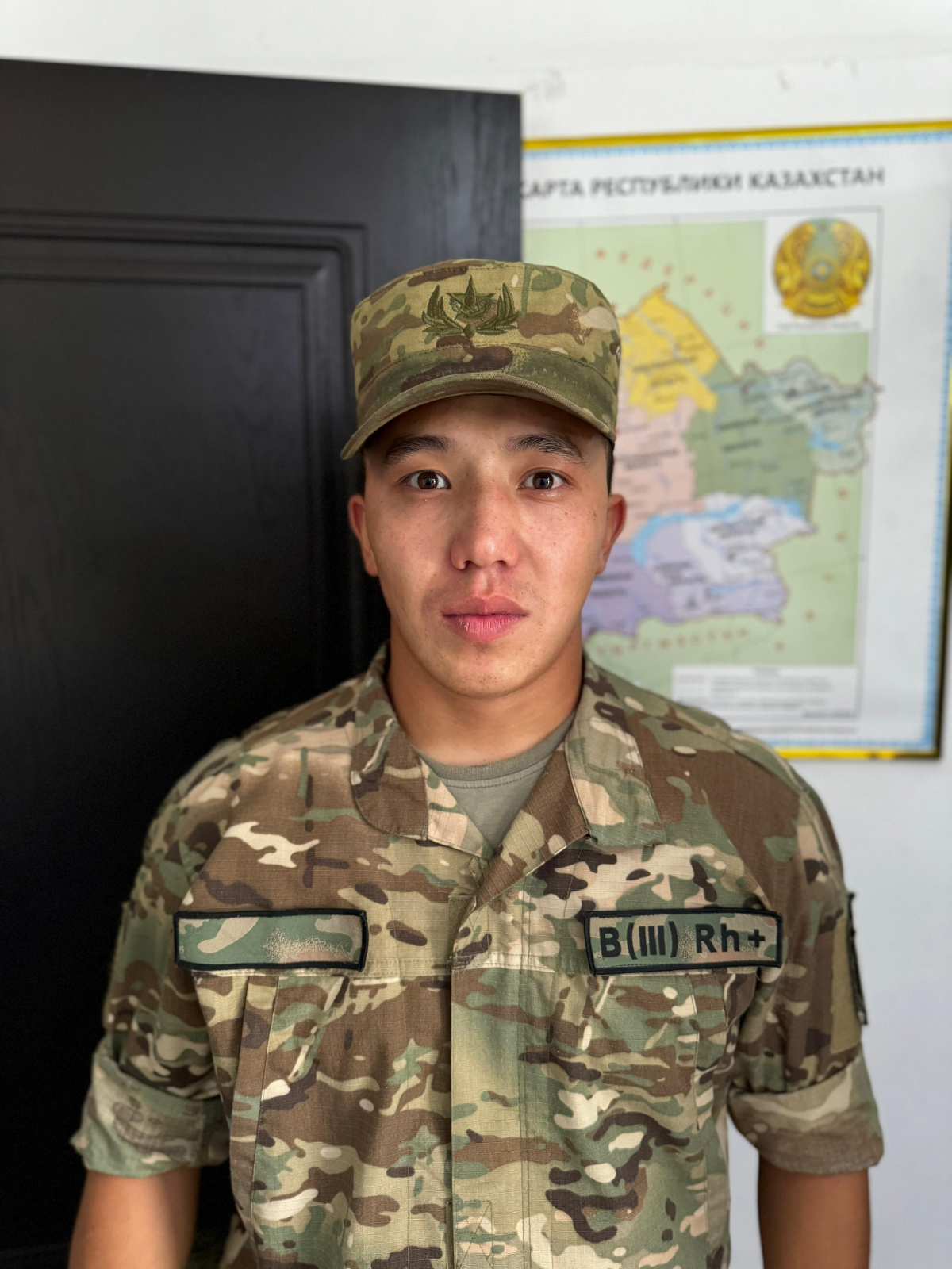 Гвардеец спас соседа из задымлённой квартиры