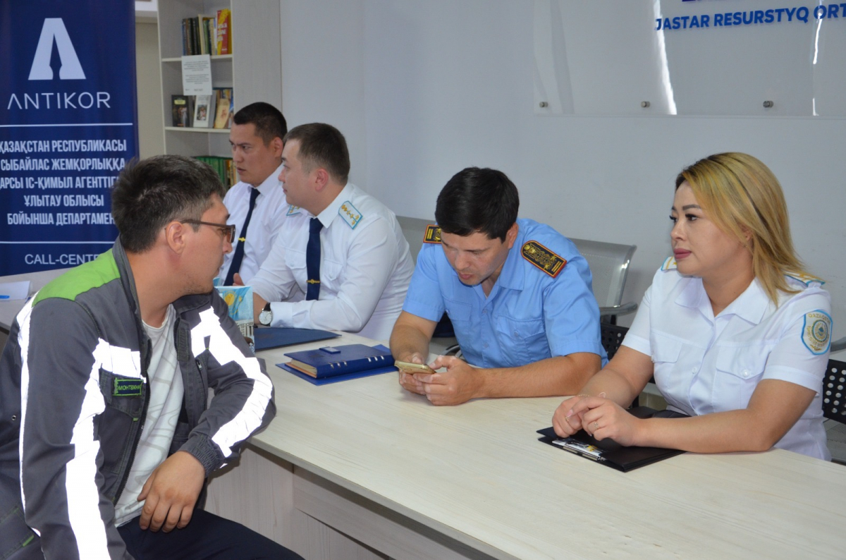 «Заң және тәртіп апталығы» аясында Жезқазғанда құқықтық көмек көрсетілді