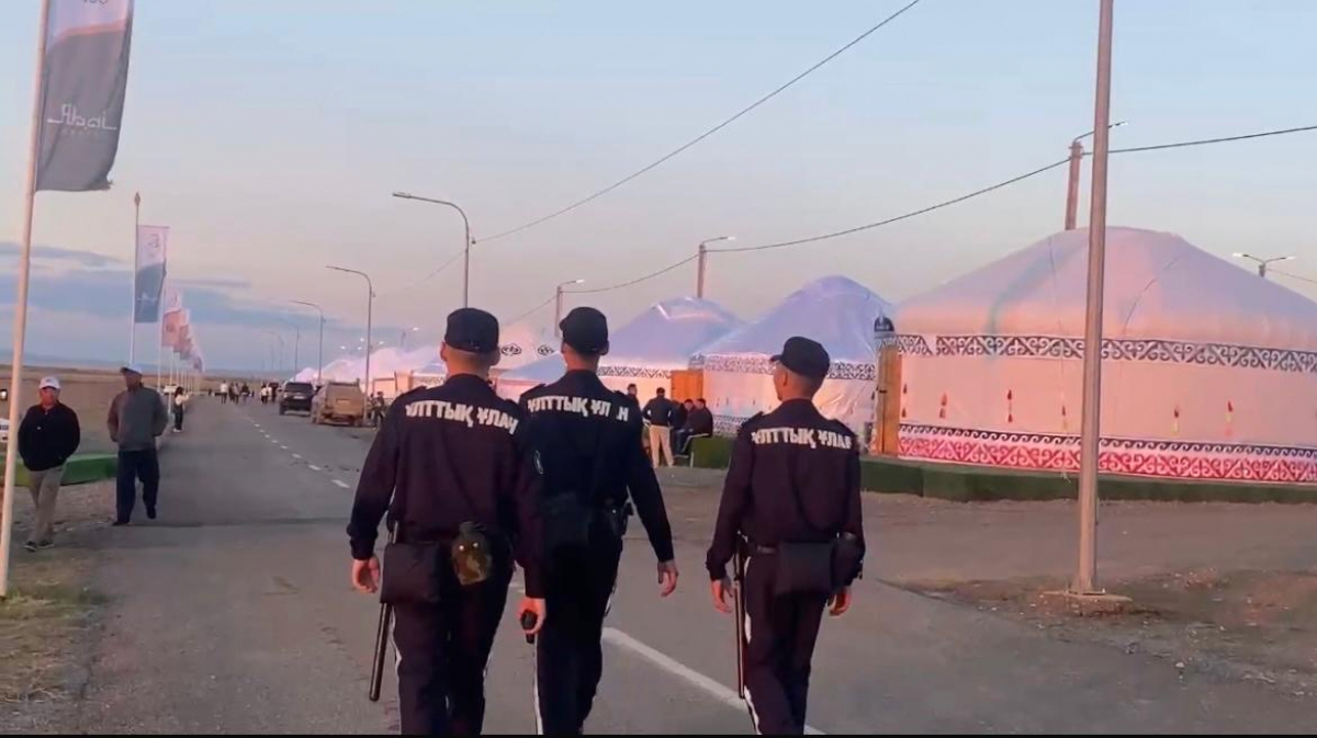 Гвардейцы Усть-Каменогорска обеспечили закон и порядок на праздновании 180-летия Абая Кунанбаева