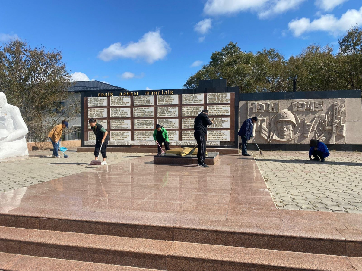 Около 1000 коллективов приняли участие в экологической акции «Таза Қазақстан» в области Ұлытау